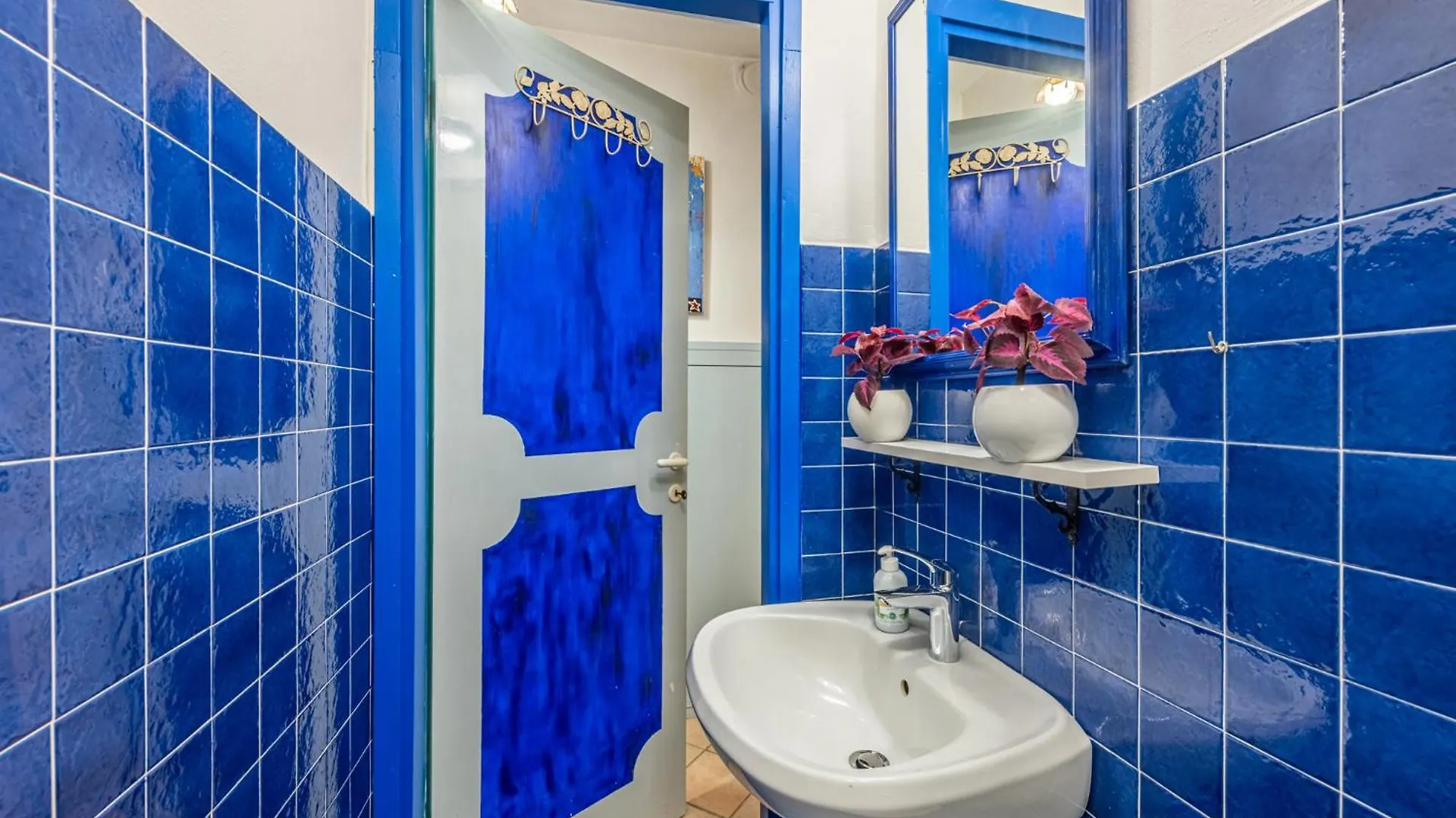 Navigli Smart Apartment To Experience Milano 0*,  İtalya